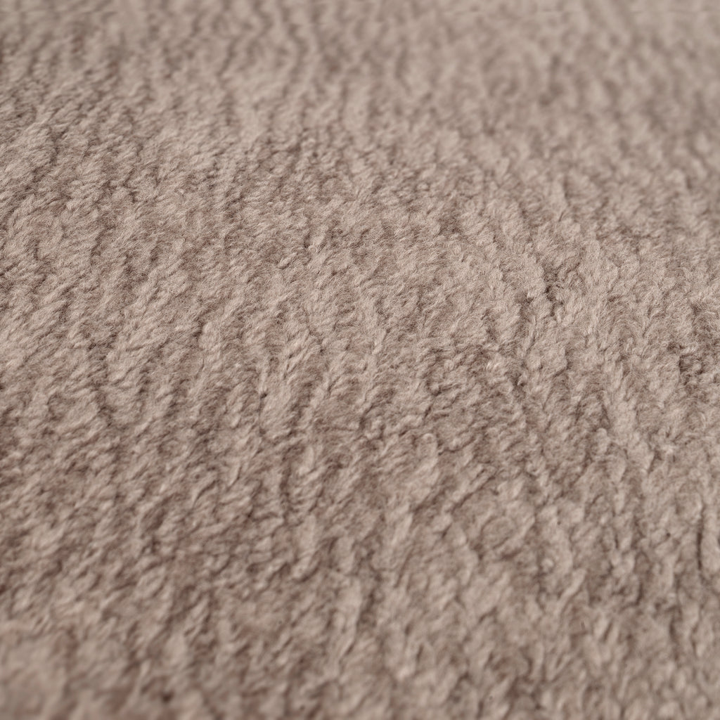 Gavona Sofa