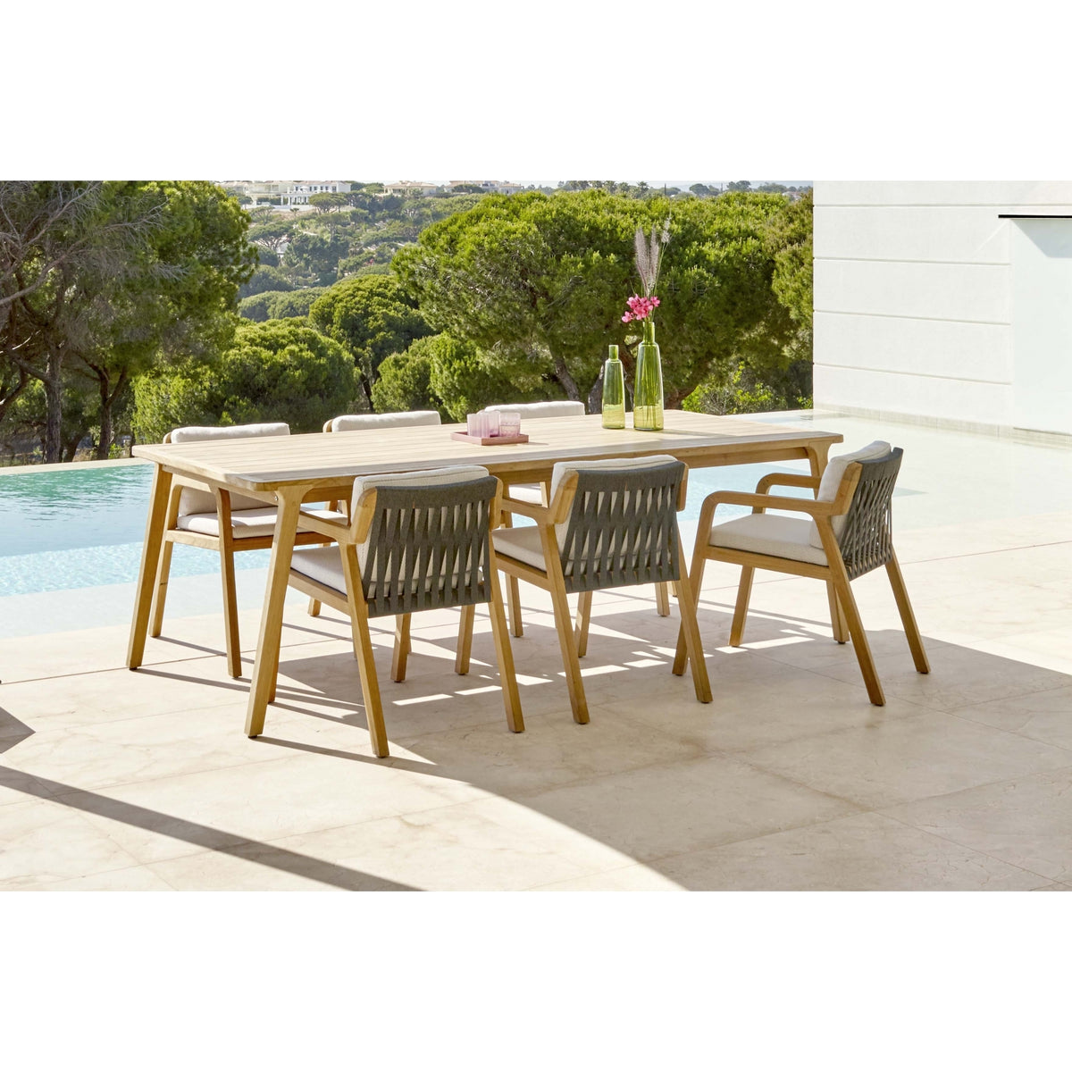 Flexx 6 Seat Dining Table