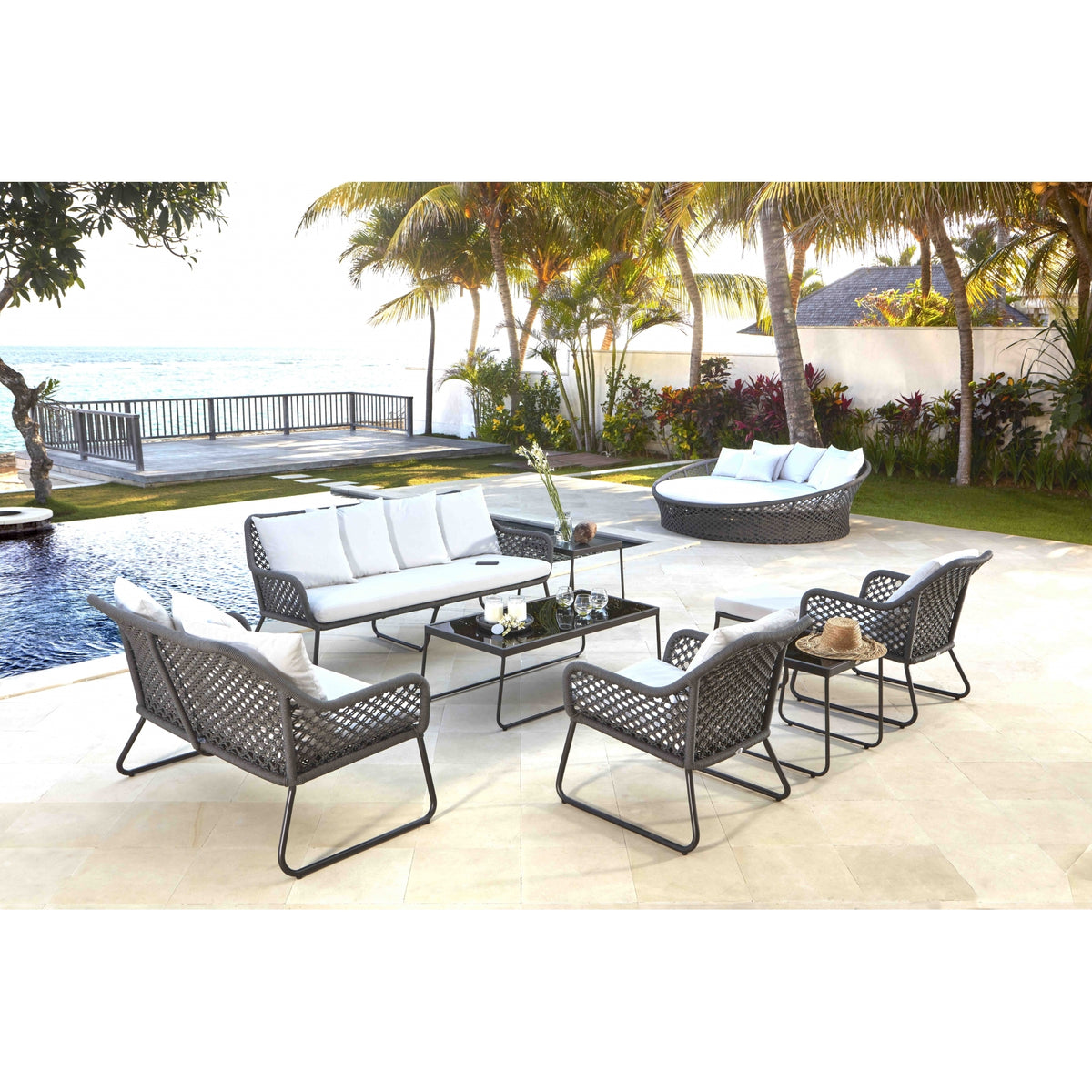 Kona Love Seat