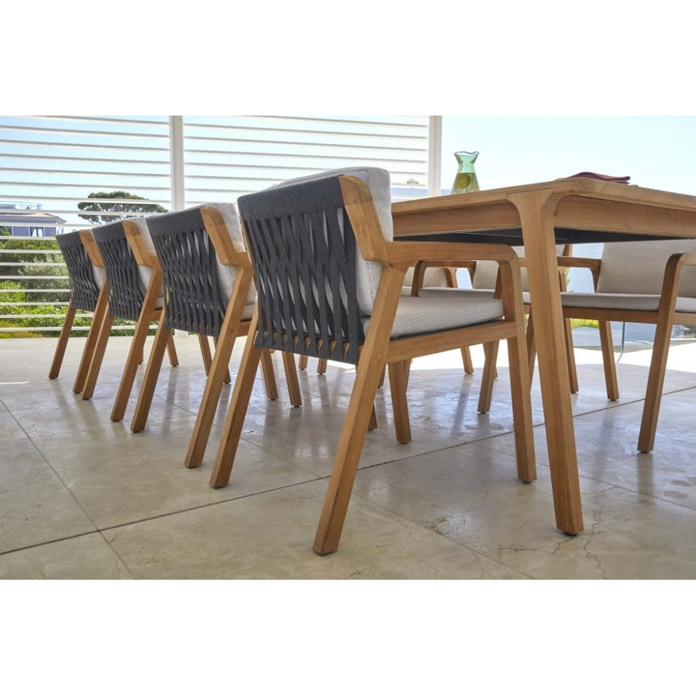 Flexx 8 Seat Dining Set