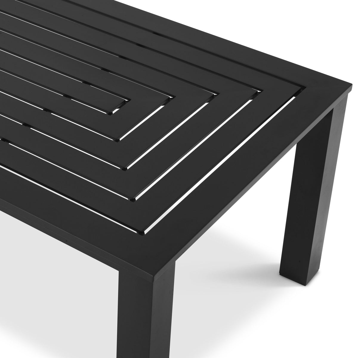 Vistamar Dining Table