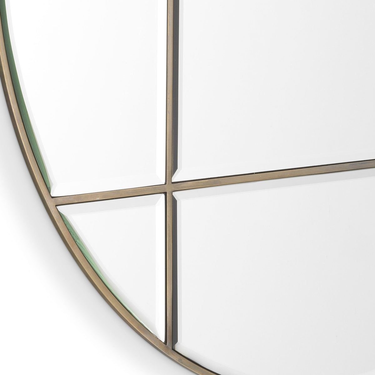 Beaumont round Mirror
