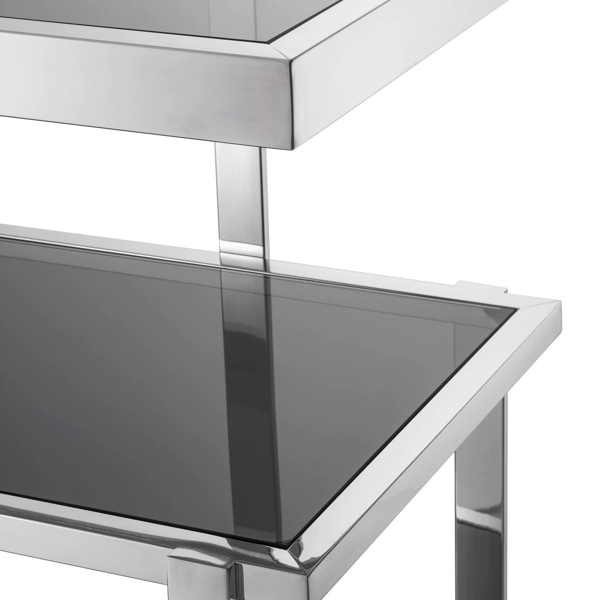 Nesto Dresser