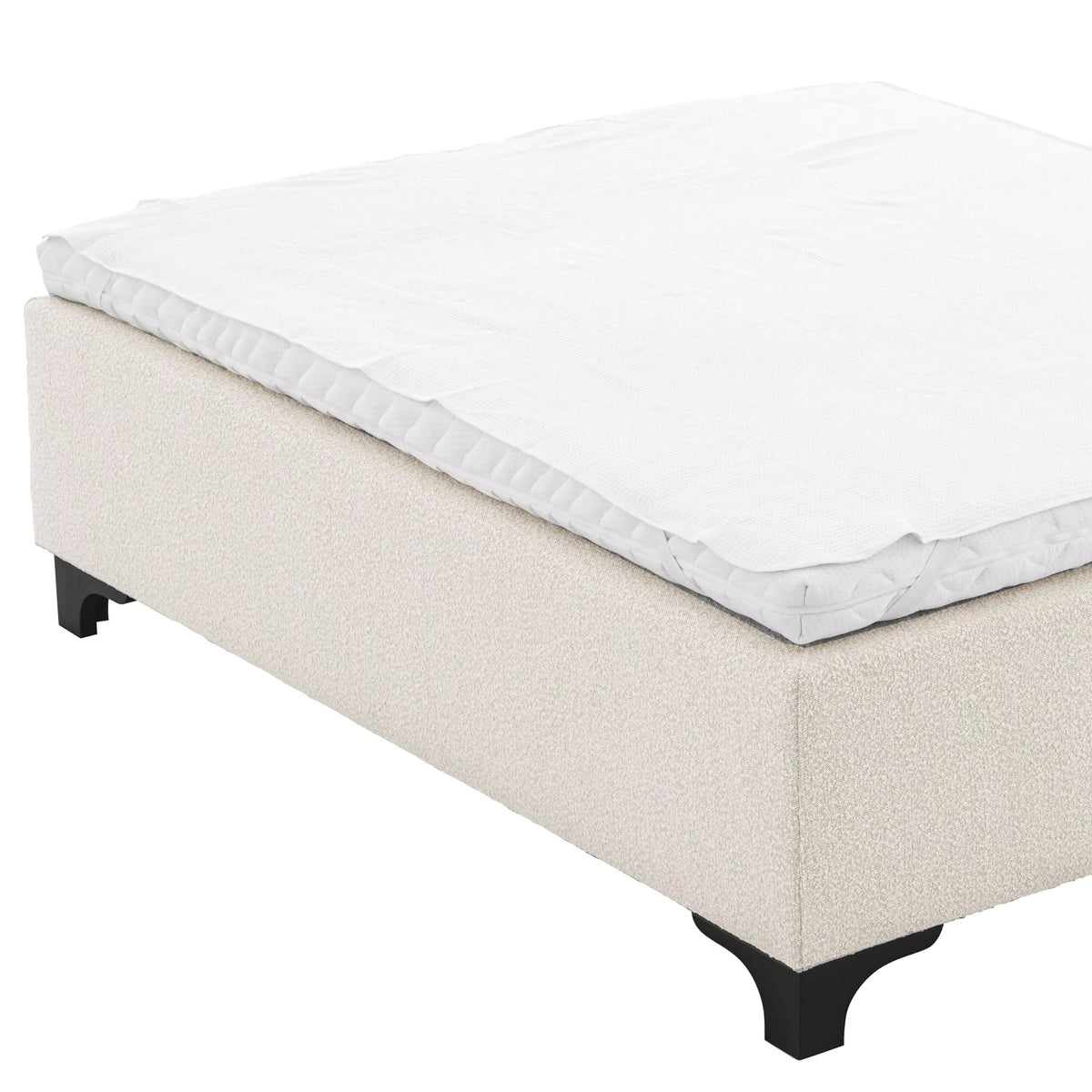 Mavone Bed Set
