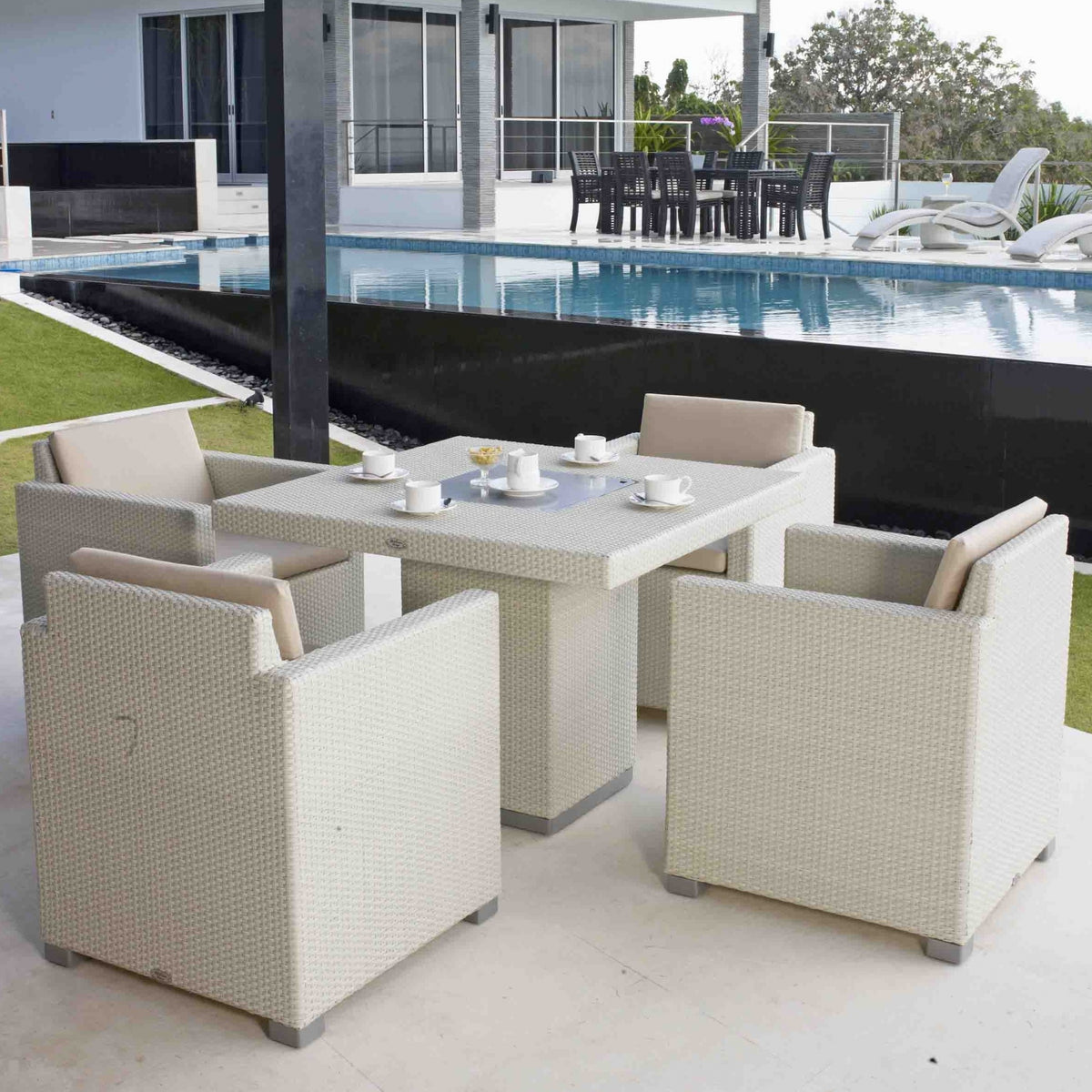 Pacific 4 Seat Square Dining Set