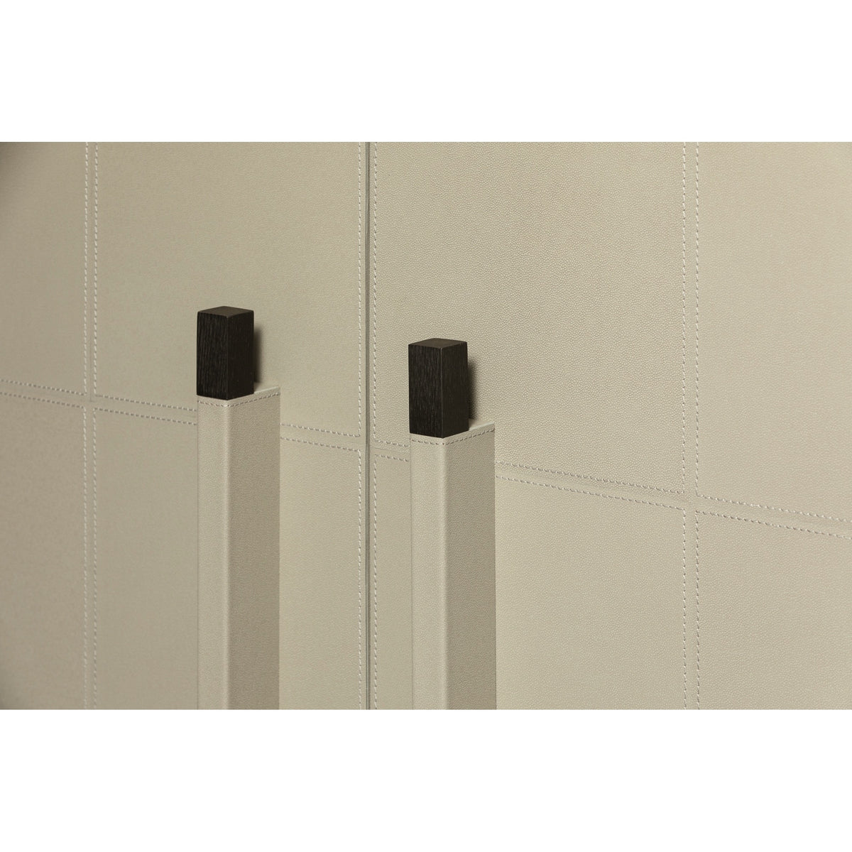 Linea Nera Armoire