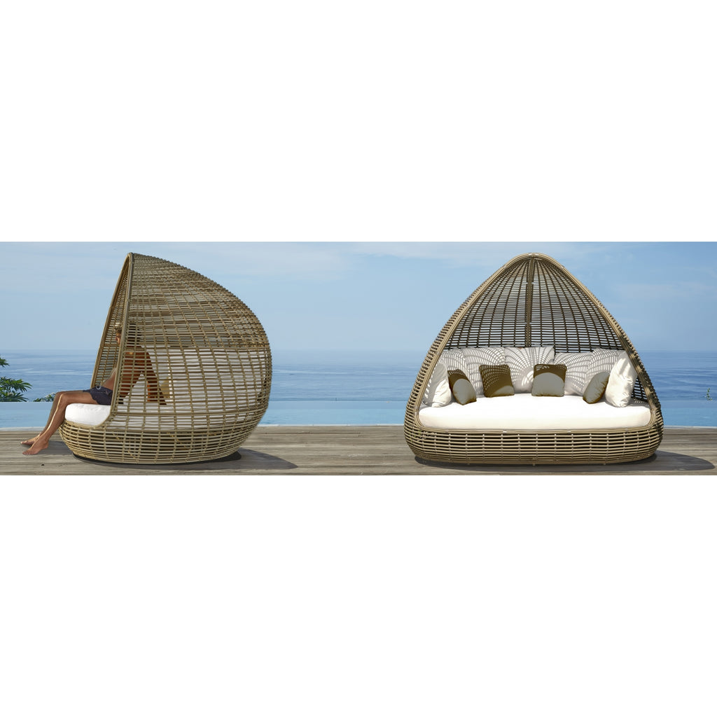 Shade Day Bed