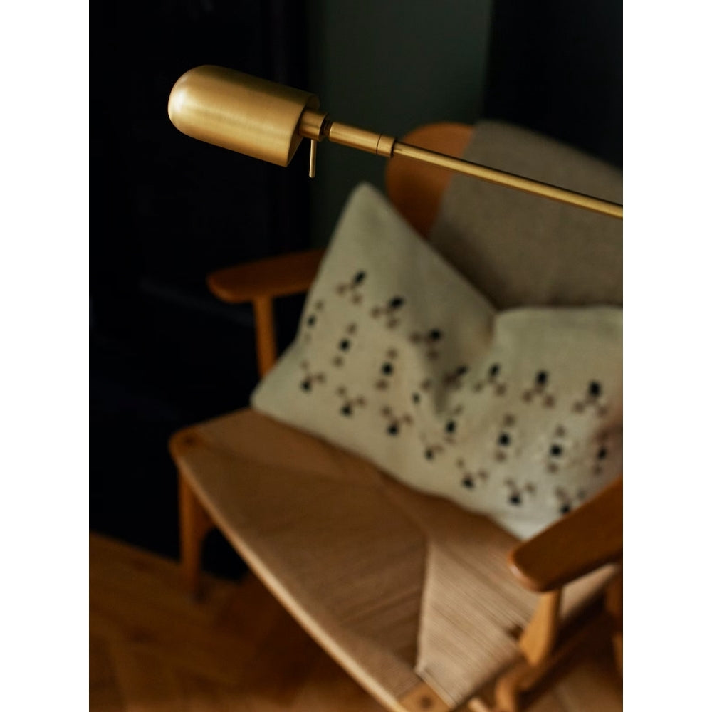 Ezra Floor Lamp