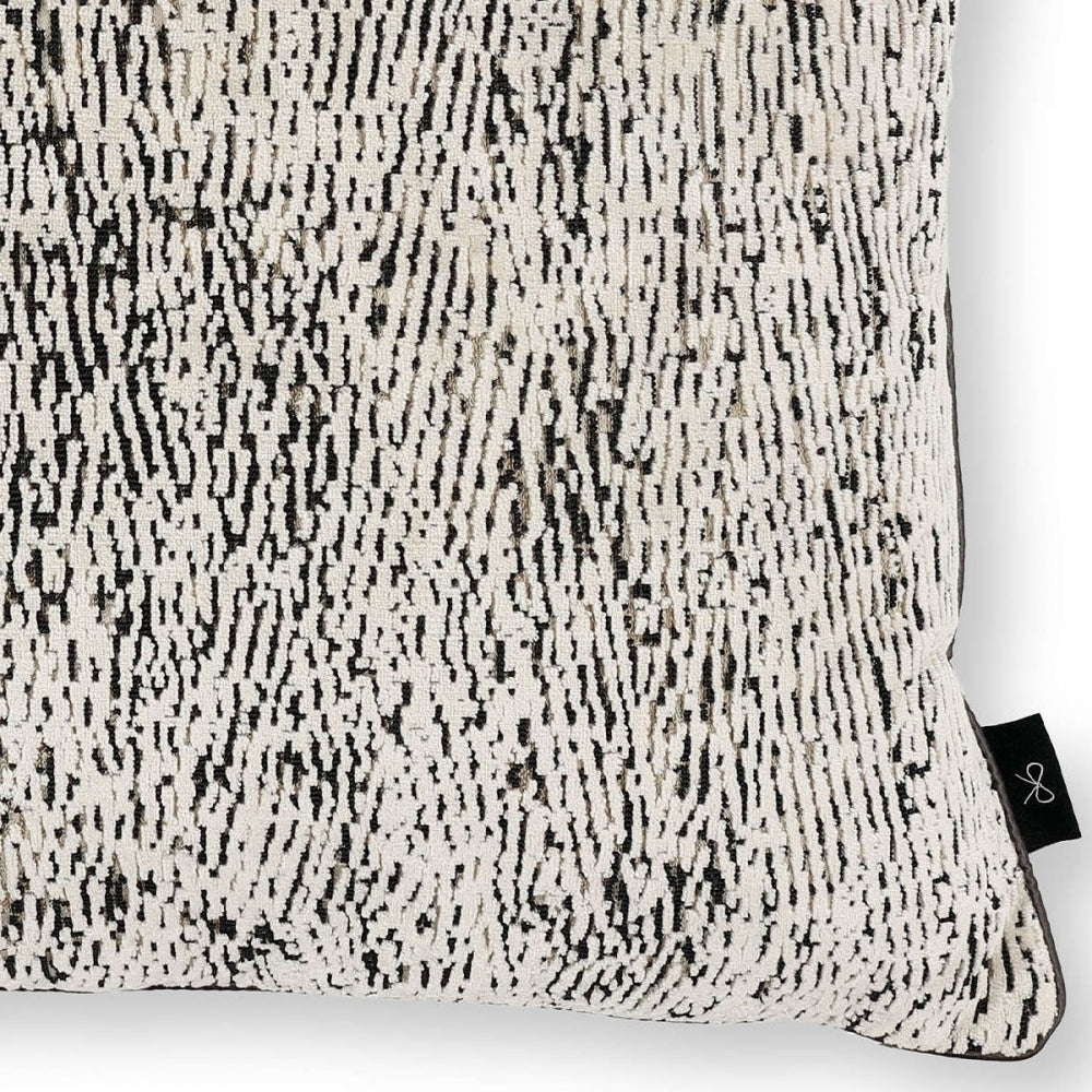 Ashi Cushion