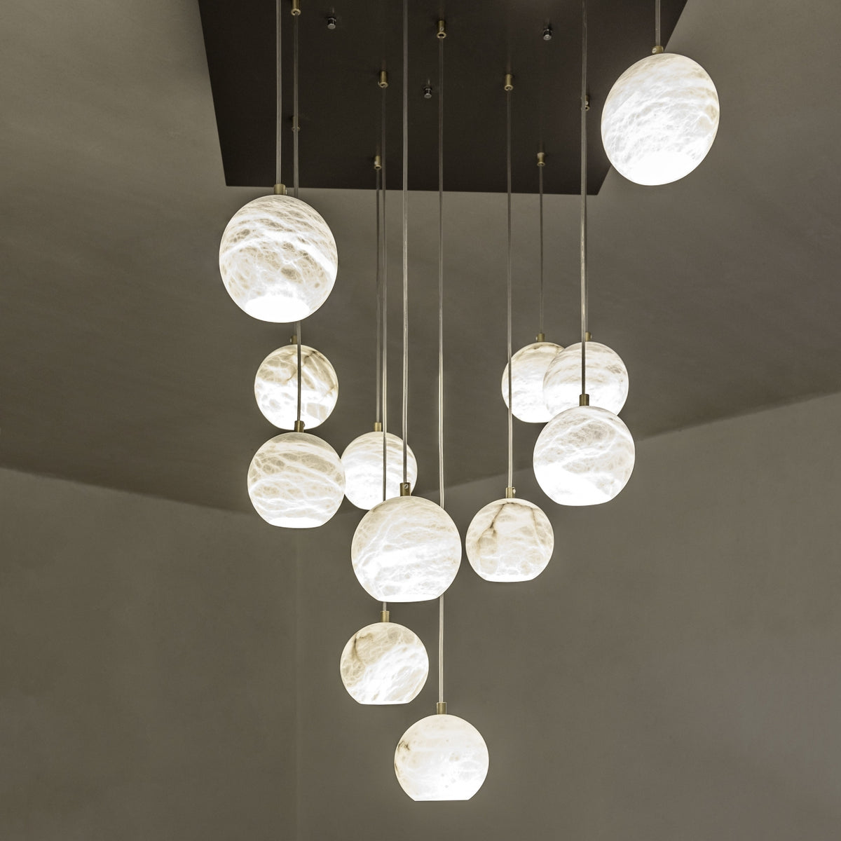 Taranis Alabaster Cluster Light 12