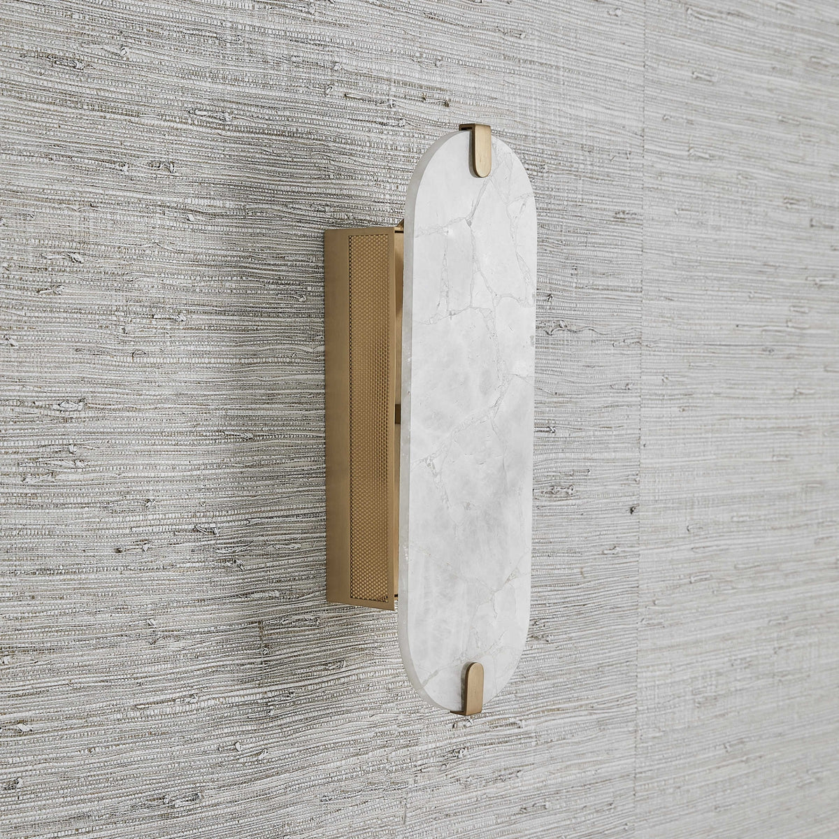 Lustrous Wall Light