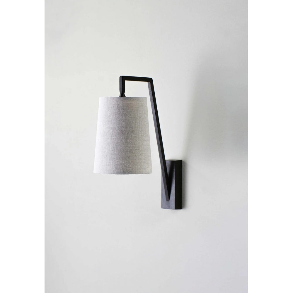 Monty Wall Light Junior