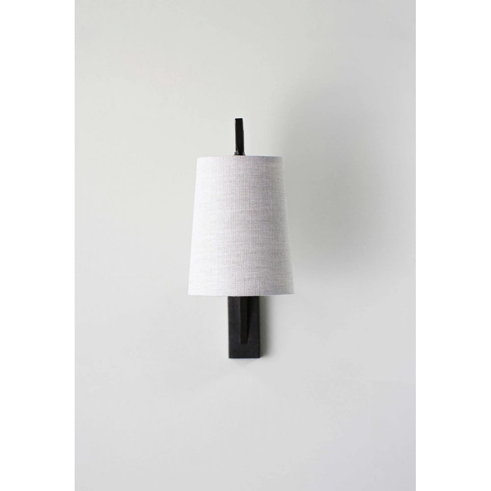 Monty Wall Light Junior