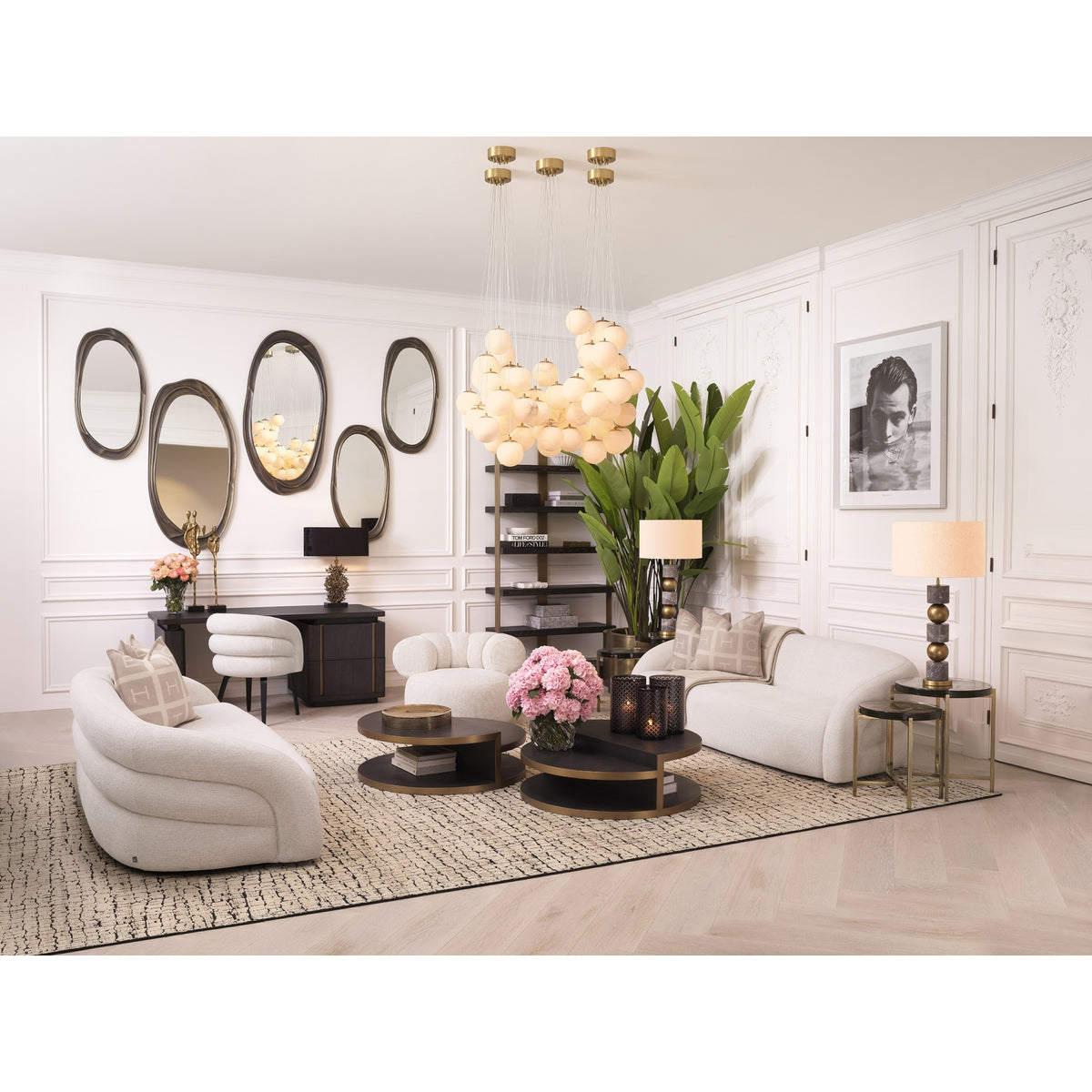 Phedra Swivel Chair