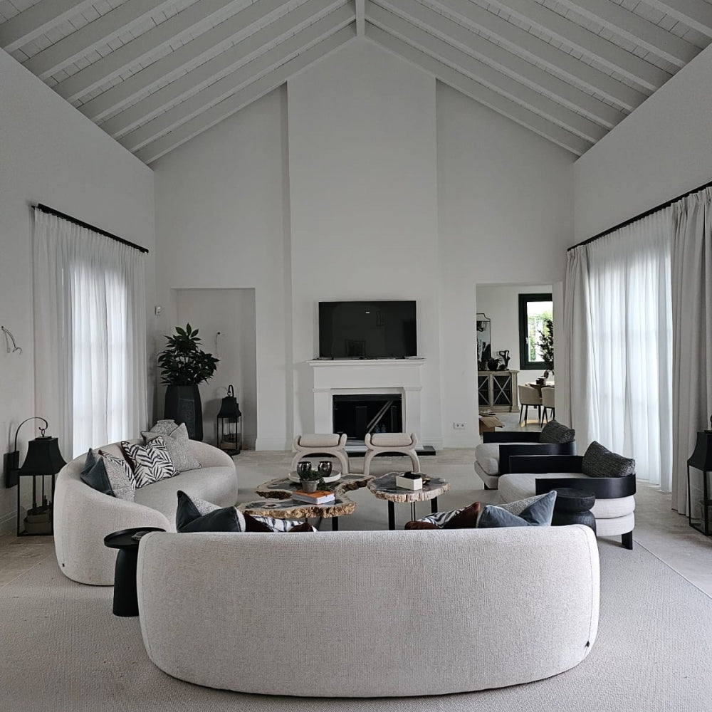 Amore Sofa