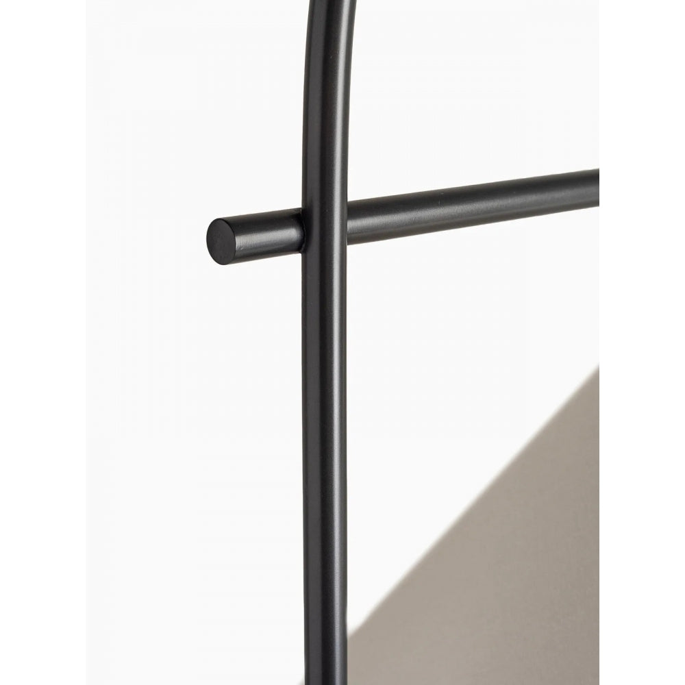 Arlo Table Lamp