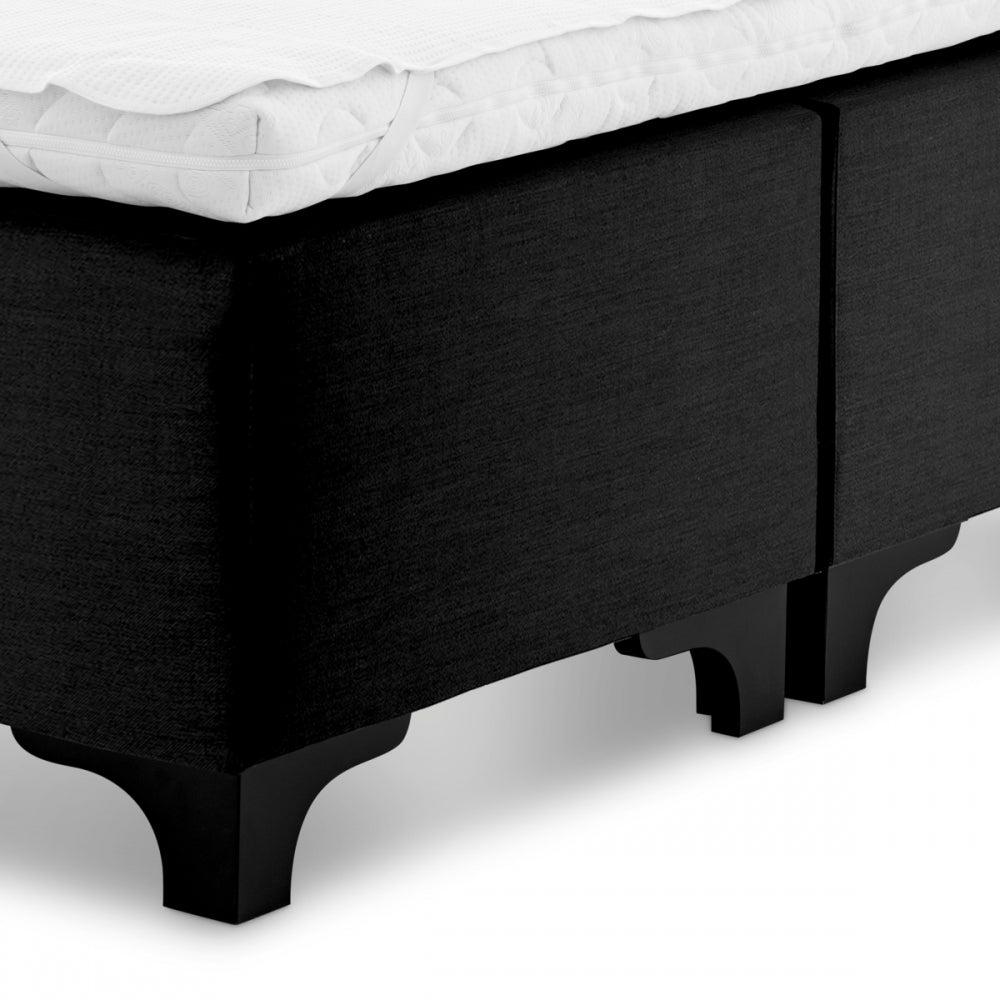 Mavone Bed Set