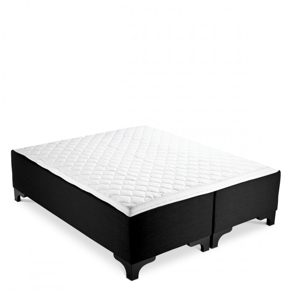 Mavone Bed Set