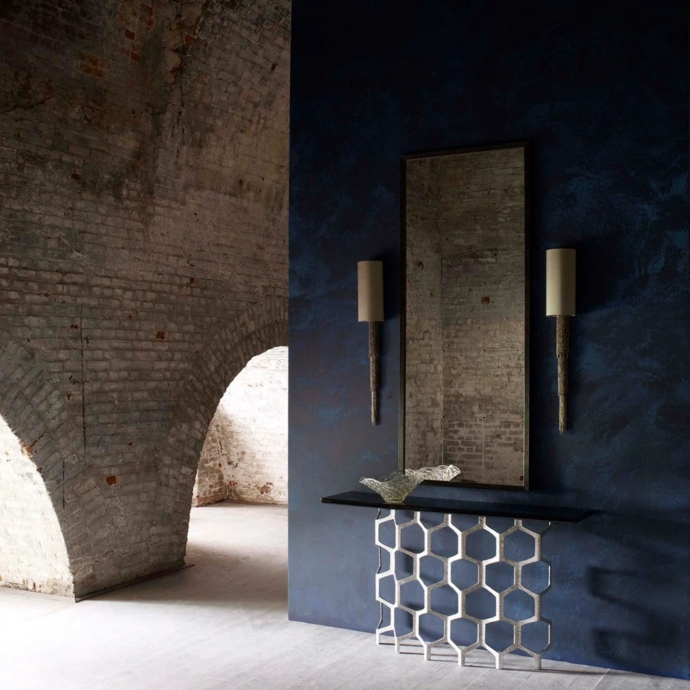 Halley Wall Light