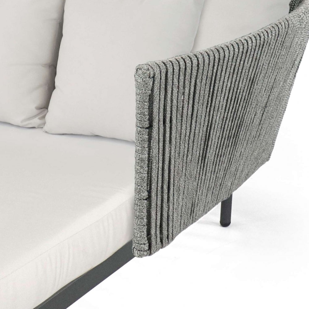Boston Day Bed