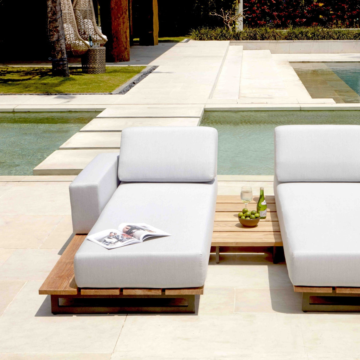 Ona Chaise Longue
