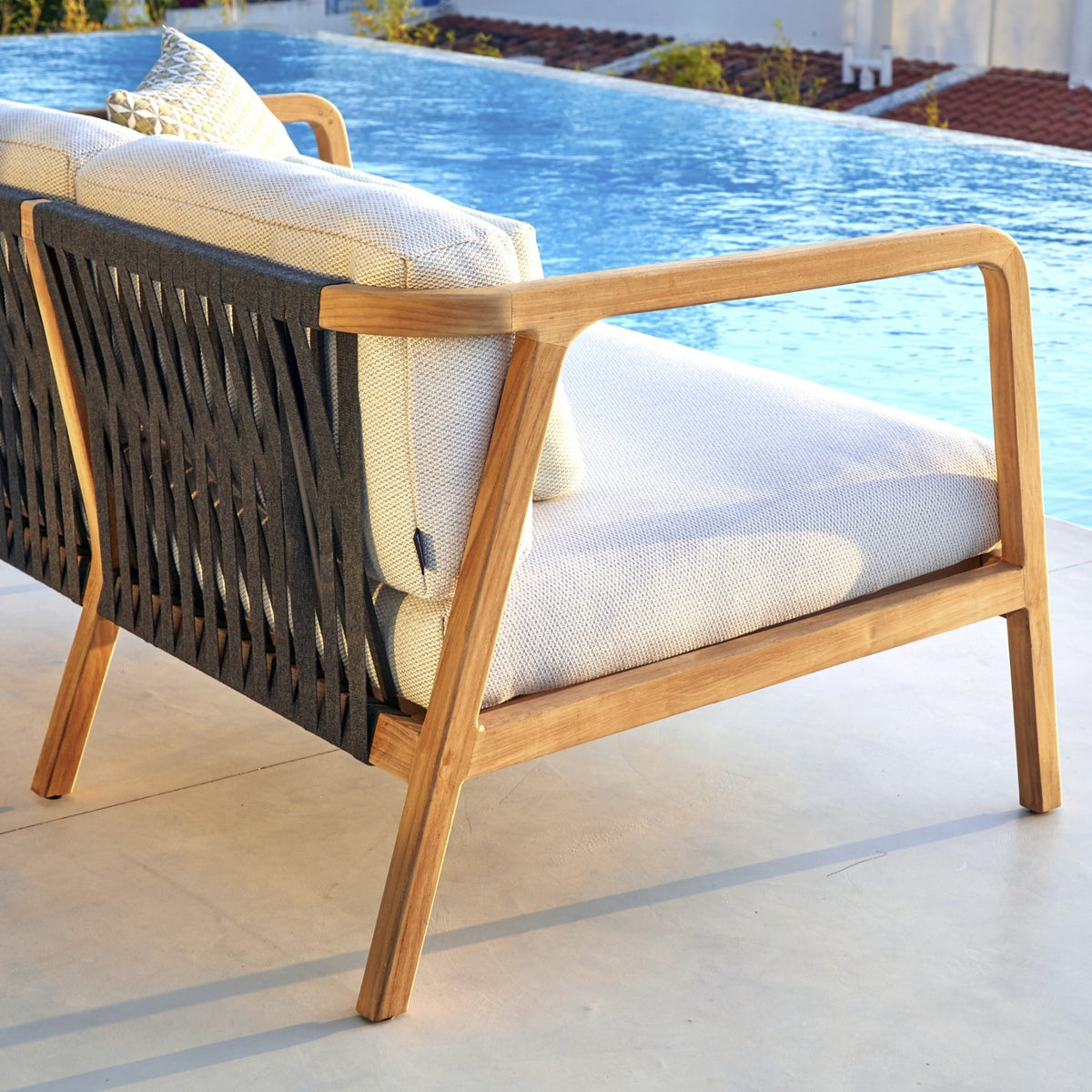 Flexx Love Seat