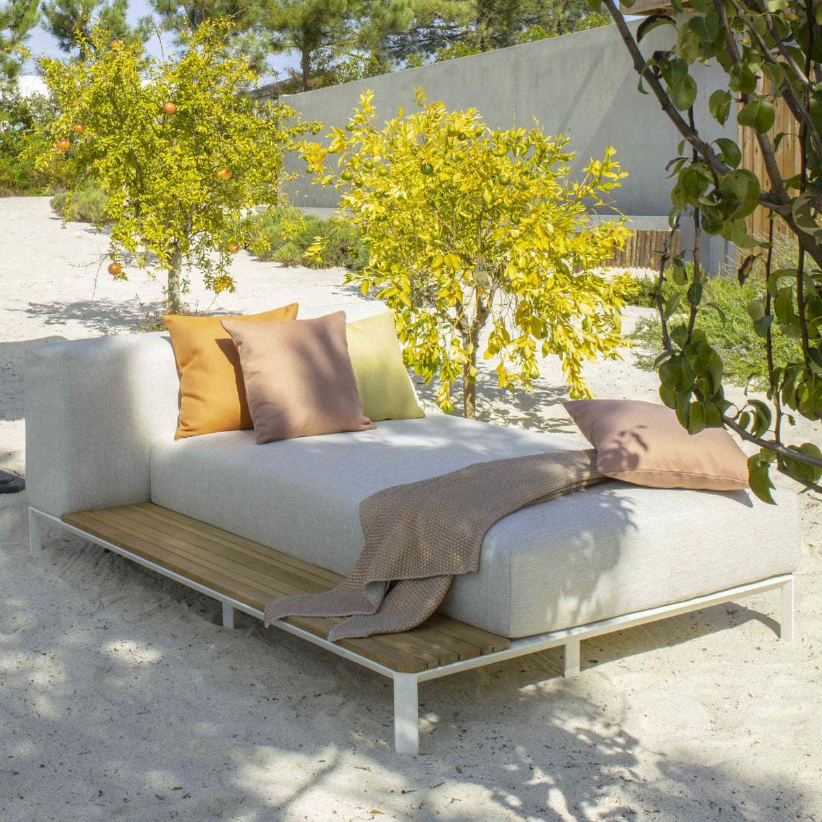 Mauroo Chaise