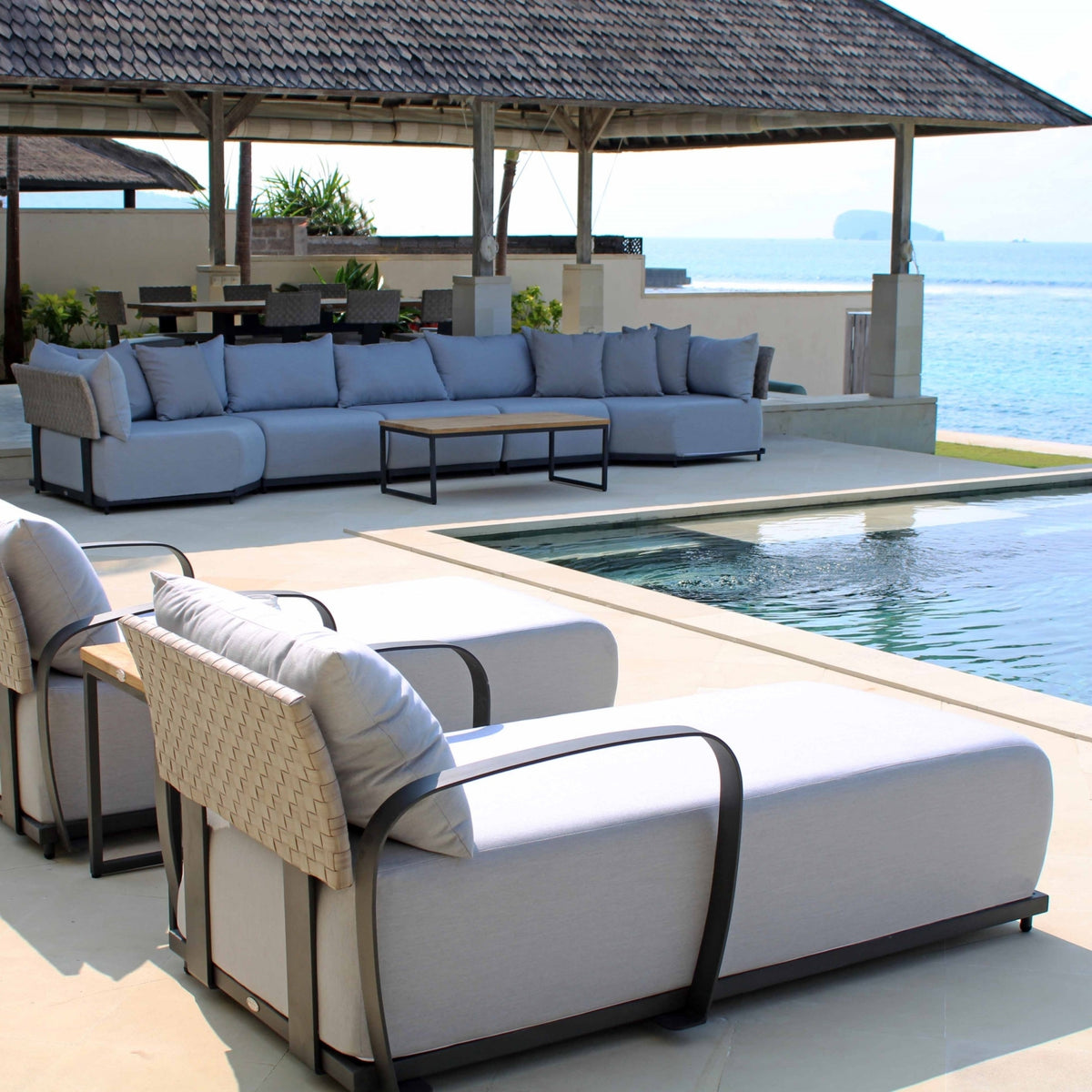 Windsor Chaise Longue