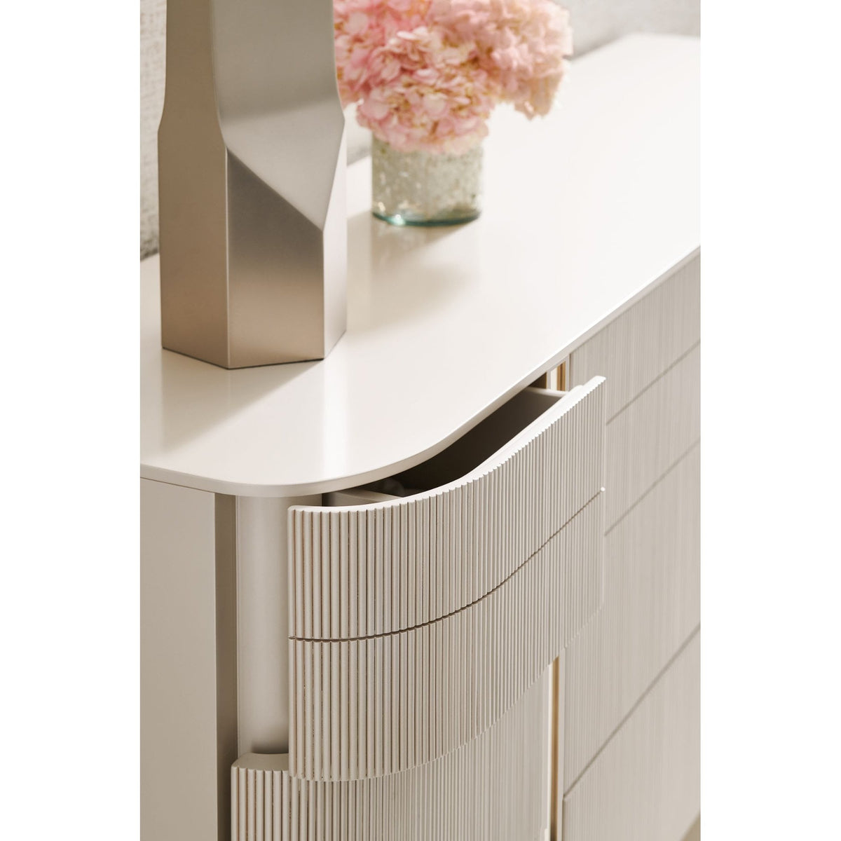 Love At First Sight 9 Drawer Dresser