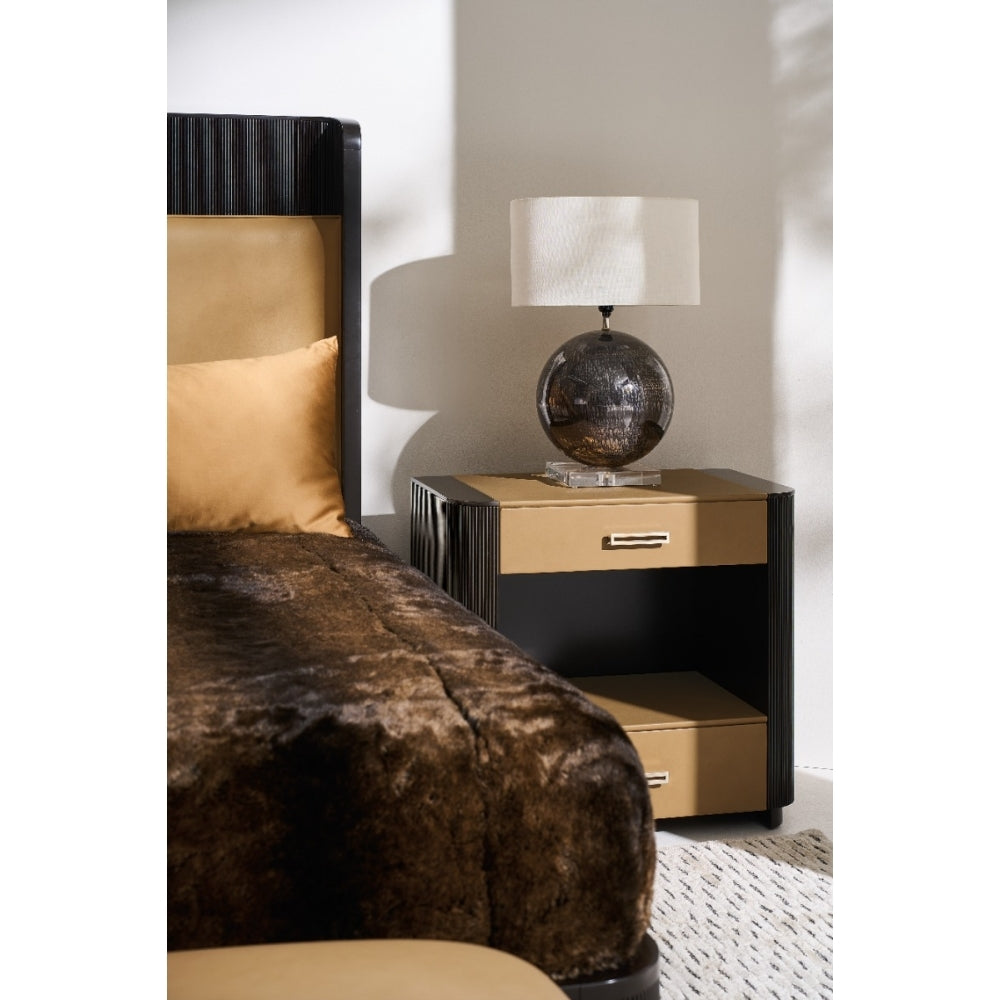 Love-Ly! Bedside Table