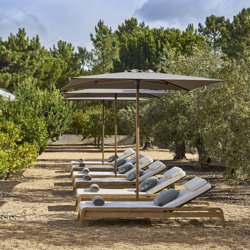 Caractere 1 Series Square Parasol
