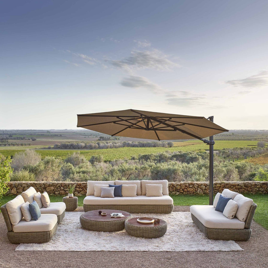 Caractere 3 Series Cantilever Parasol