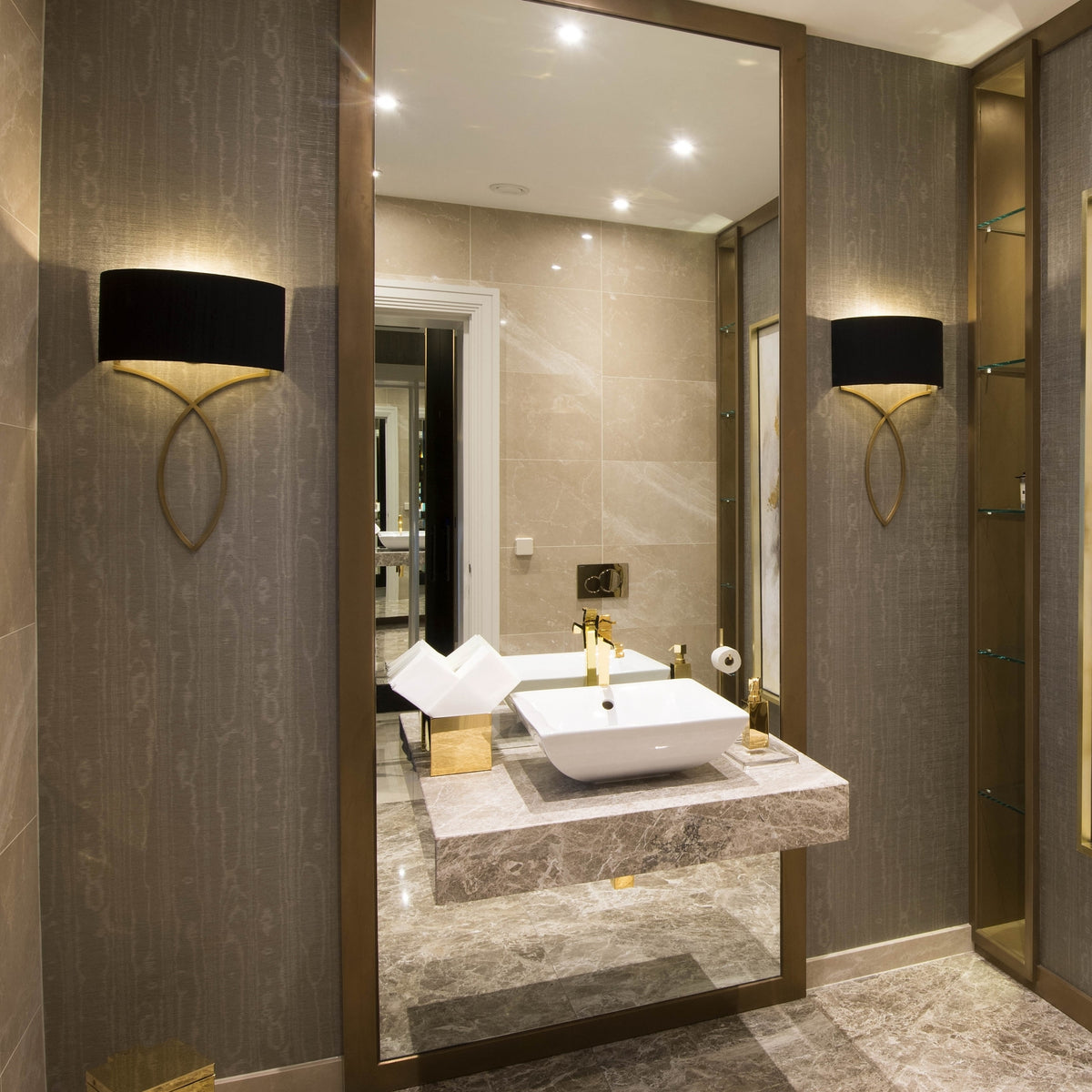 Nicolas Wall Light