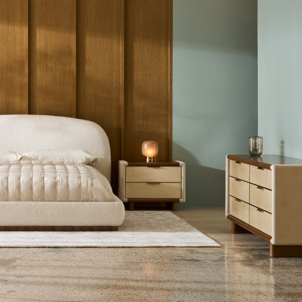 Botero Dresser