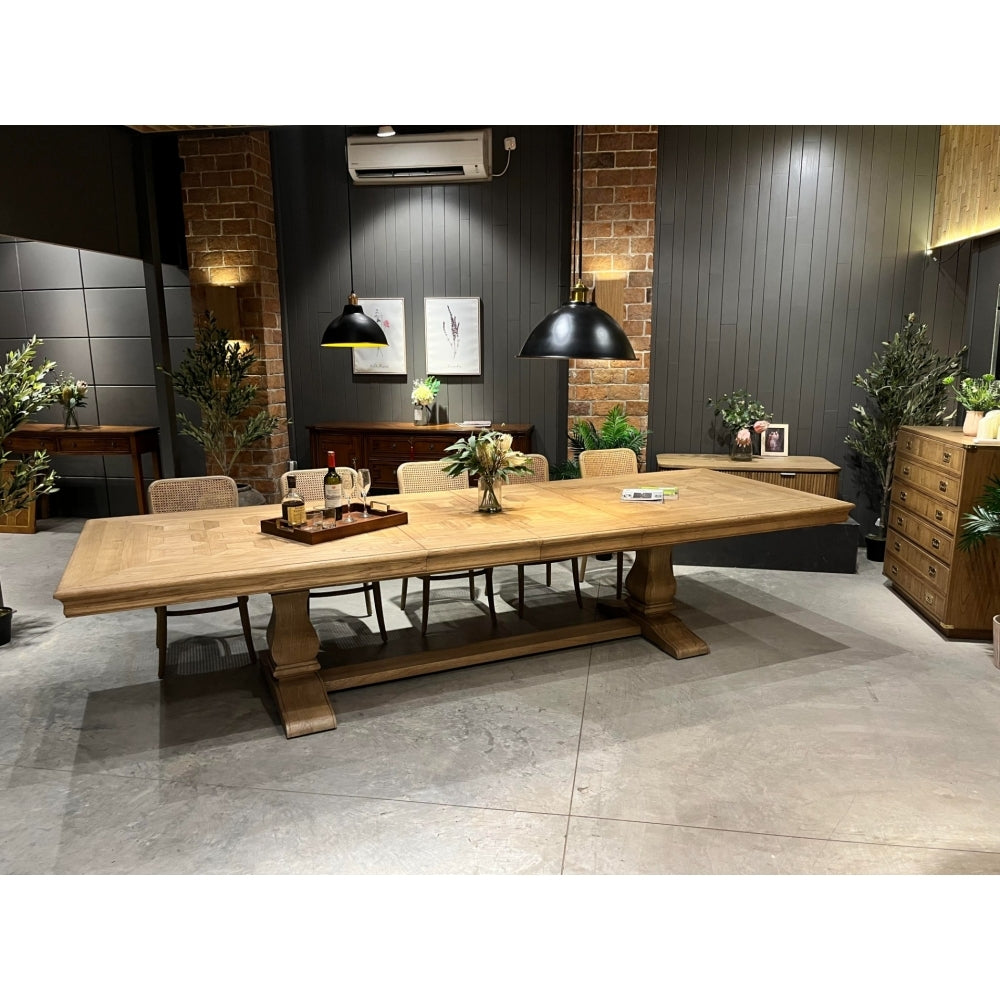 Bath Extending Oak Parquet Dining Table