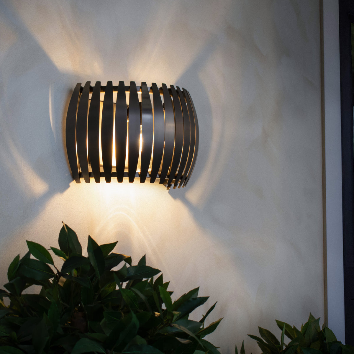 Dean Wall Lamp