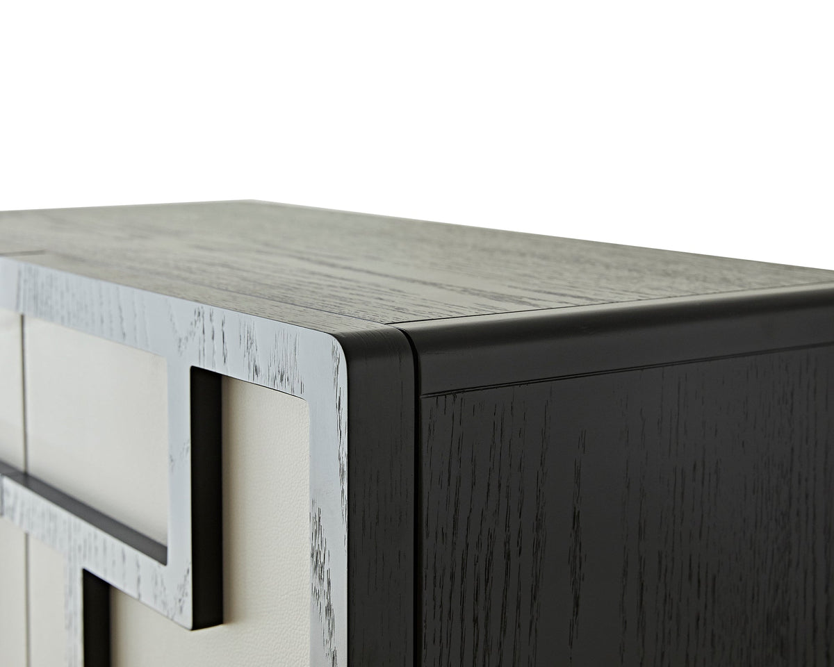 Kamako Cabinet