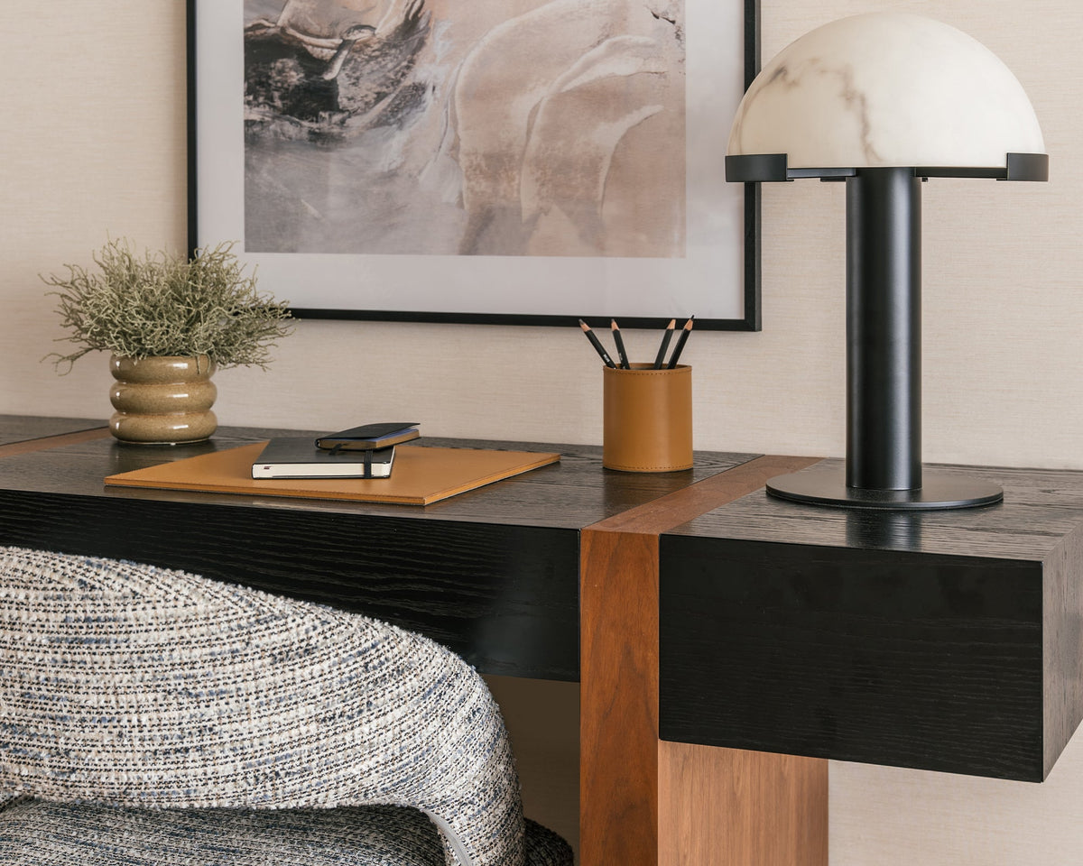 Holmes Table Lamp
