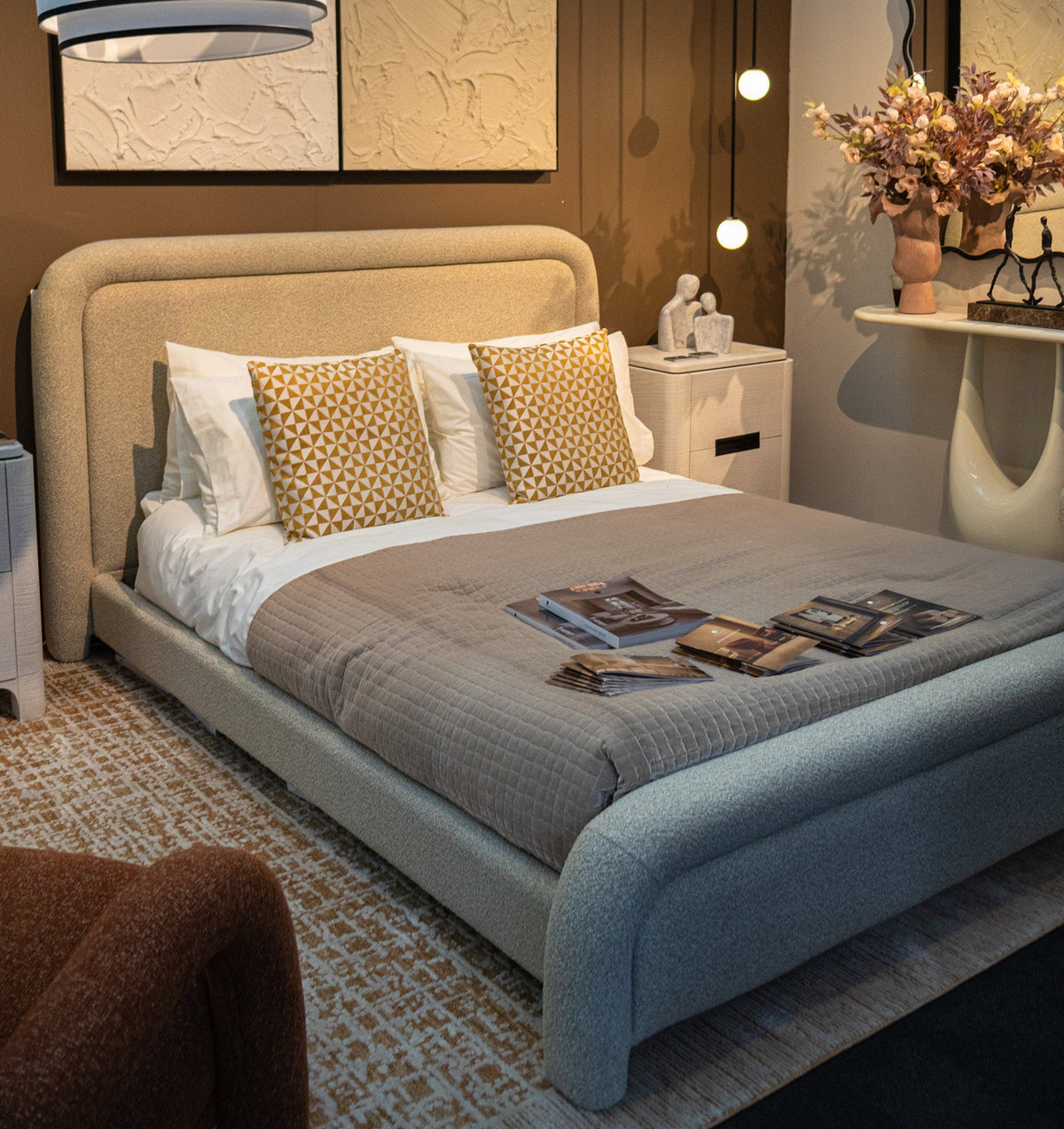 Bareta King Size Bed